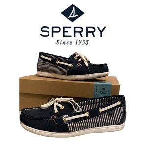 Sperry Women’s Boat Shoes size 7 or Youth 5.5 Navy/White